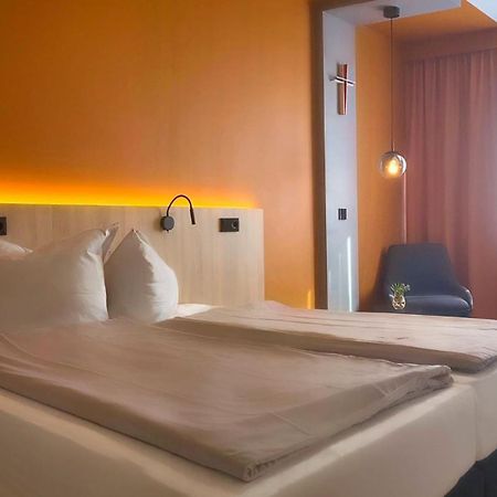Heinrich Pesch Hotel Ludwigshafen am Rhein Esterno foto