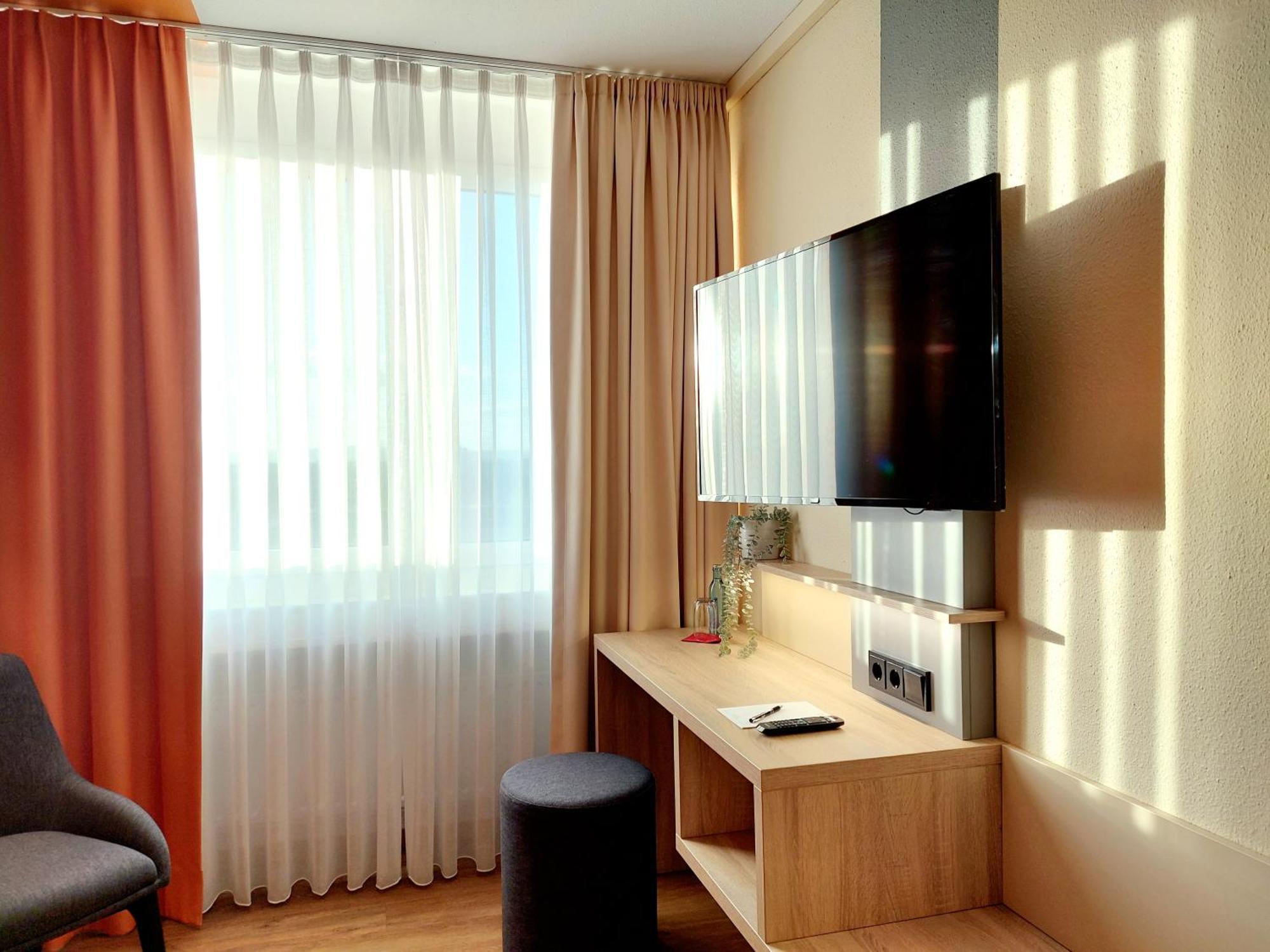 Heinrich Pesch Hotel Ludwigshafen am Rhein Esterno foto