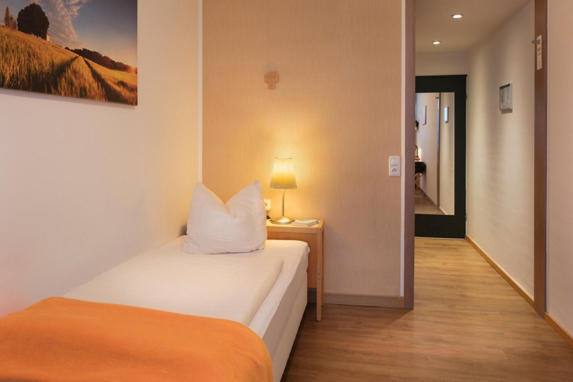 Heinrich Pesch Hotel Ludwigshafen am Rhein Esterno foto